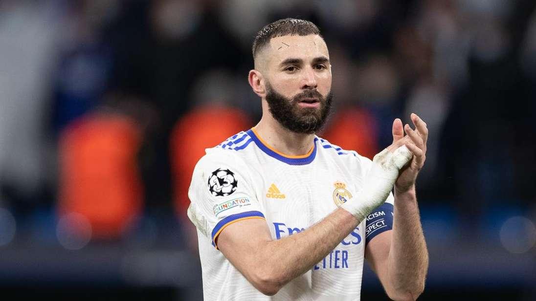 Benzema comienza a seguir en redes a un objetivo del Real Madrid