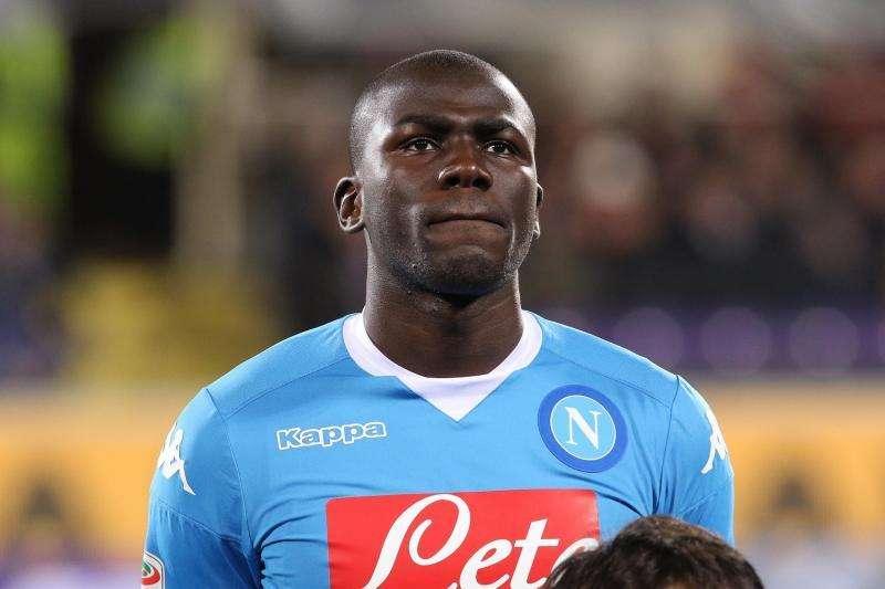 The Sun: El Chelsea presiona por Koulibaly
