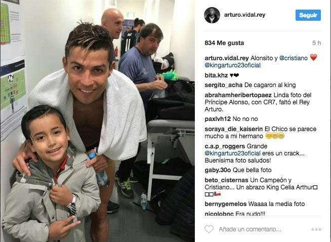 FOTO - El hijo de Arturo Vidal cumplió su sueño y pudo conocer a su ídolo