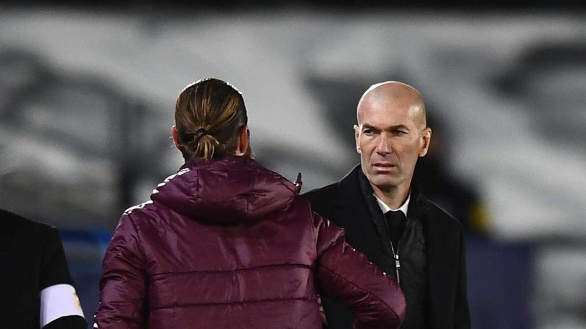 Pedrerol: "¿El futuro de Ramos? El que dio el portazo fue él. Zidane..."