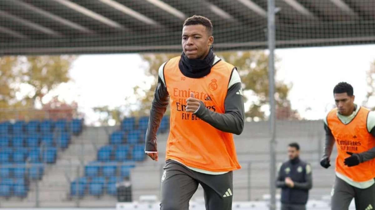Alerta máxima por Mbappé: podría ser operado próximamente