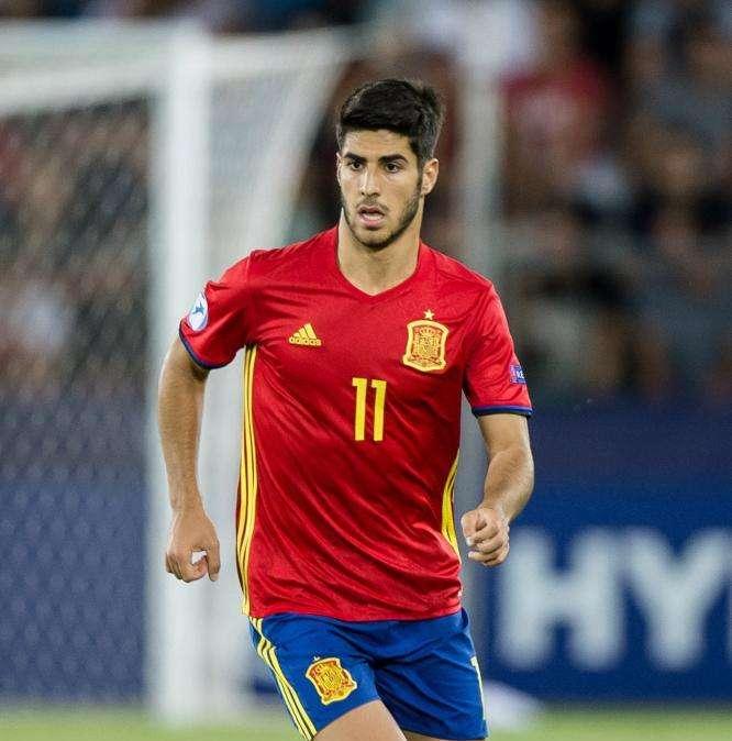 Asensio, Lucas y Nacho ya viajan con la Selección para enfrentarse a Suiza