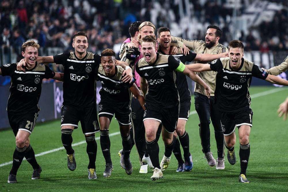 Fichajes, una promesa del Ajax rechaza al Bayern y espera al Barça