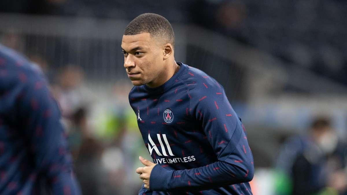 As, Maroto: "Mbappé será recibido igual o peor a como en su día lo fue Figo en Barcelona"