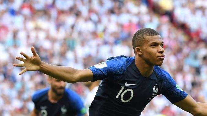 Fichajes Real Madrid, emisarios del club viajarán a París para negociar por Mbappé