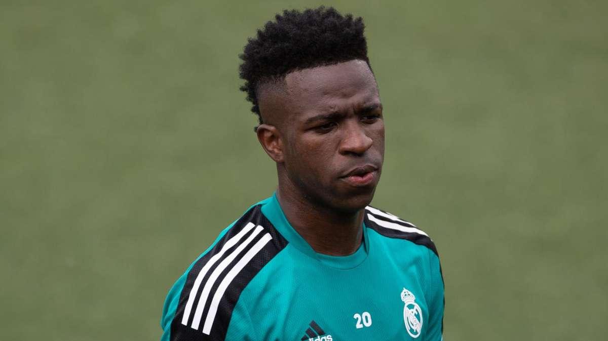 TOP News 12 | La galáctica renovación de Vinicius, el futuro de Isco...