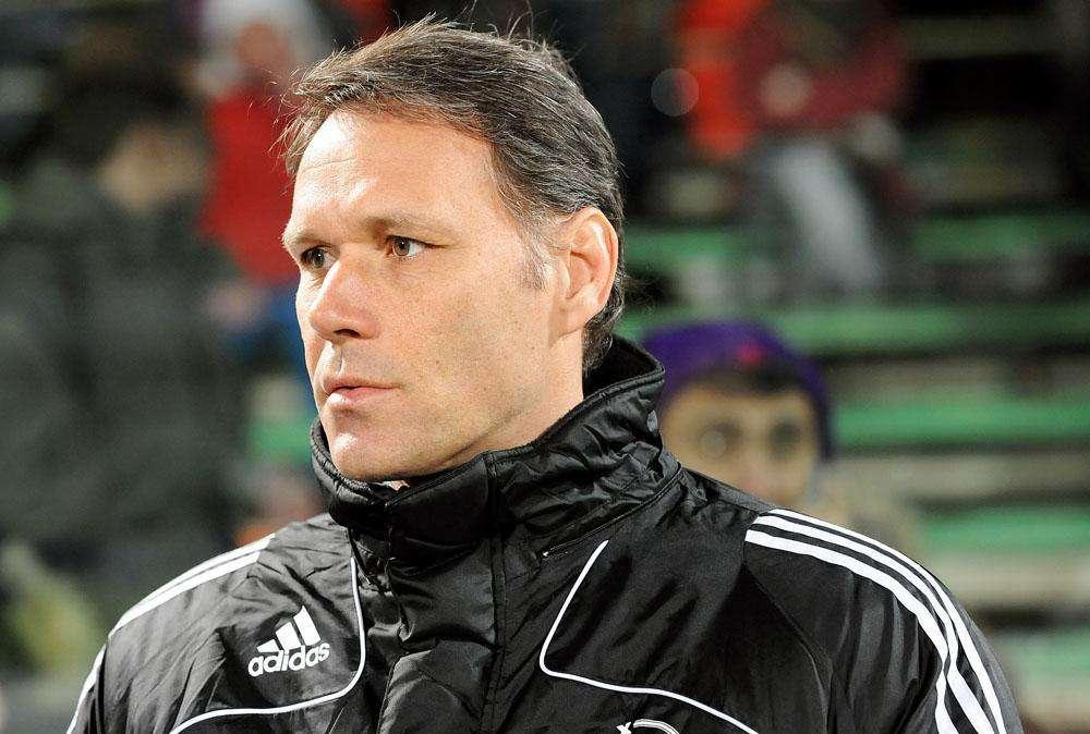Van Basten ve en el dominio Real-Atlético el que él vivió con el Milan-Inter