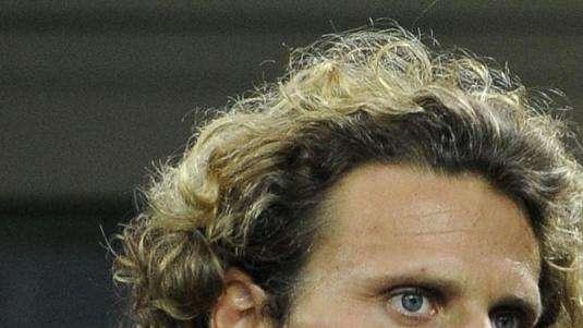 Forlán: "Valverde no tiene techo y será la bandera de la selección"