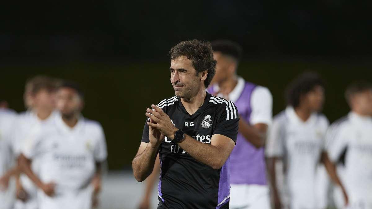 Raúl: "Me encantaría seguir en el Real Madrid, pero a veces..."