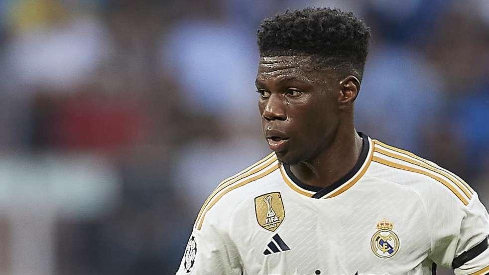 Tchouaméni sorprende: "Tengo que hablar con Ancelotti"