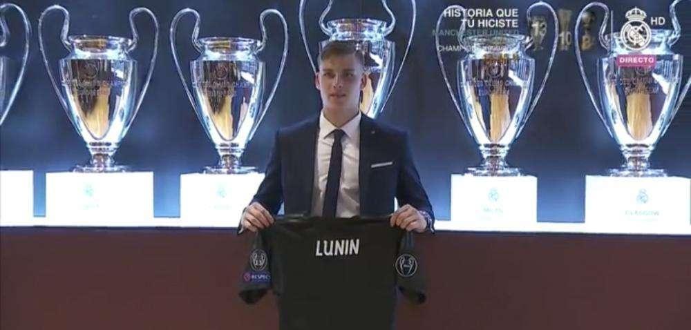 DIRECTO BD - Lunin, en un perfecto castellano: "Voy a dar lo máximo desde la ambición y la humildad. Pondré mi granito de arena..."
