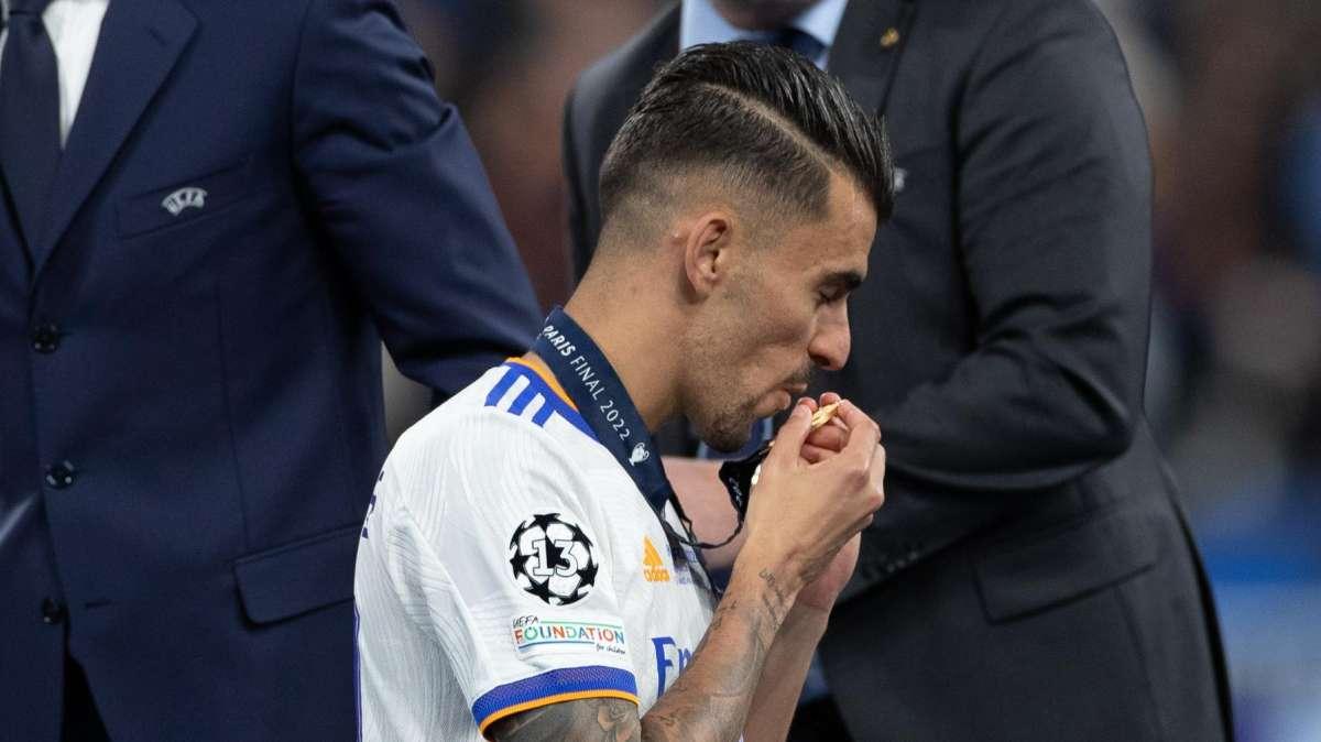 Uno de los pretendientes de Ceballos lo tiene claro: “Muere por venirse aquí”