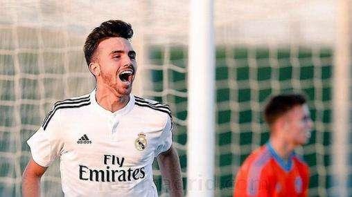Borja Mayoral, exultante tras la victoria del Juvenil A ante el Valencia