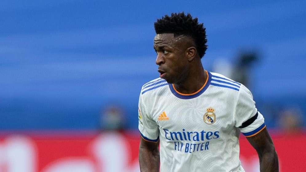 Endrick sale al paso de los rumores sobre el Real Madrid y elogia a Vinicius: sus palabras