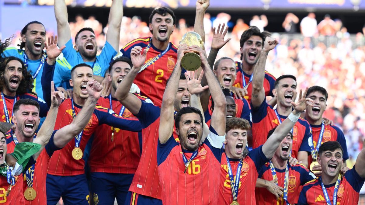 La Copa del Mundo llega al Santiago Bernabéu en el estreno liguero