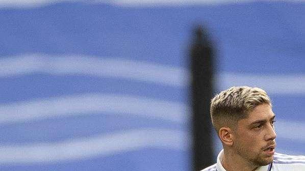 CONVOCATORIA | Benzema y Valverde, bajas para Leipzig; Dotor y Arribas, novedades
