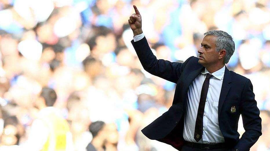 El nuevo objetivo de Mourinho se enfrentará contra el Madrid este mes