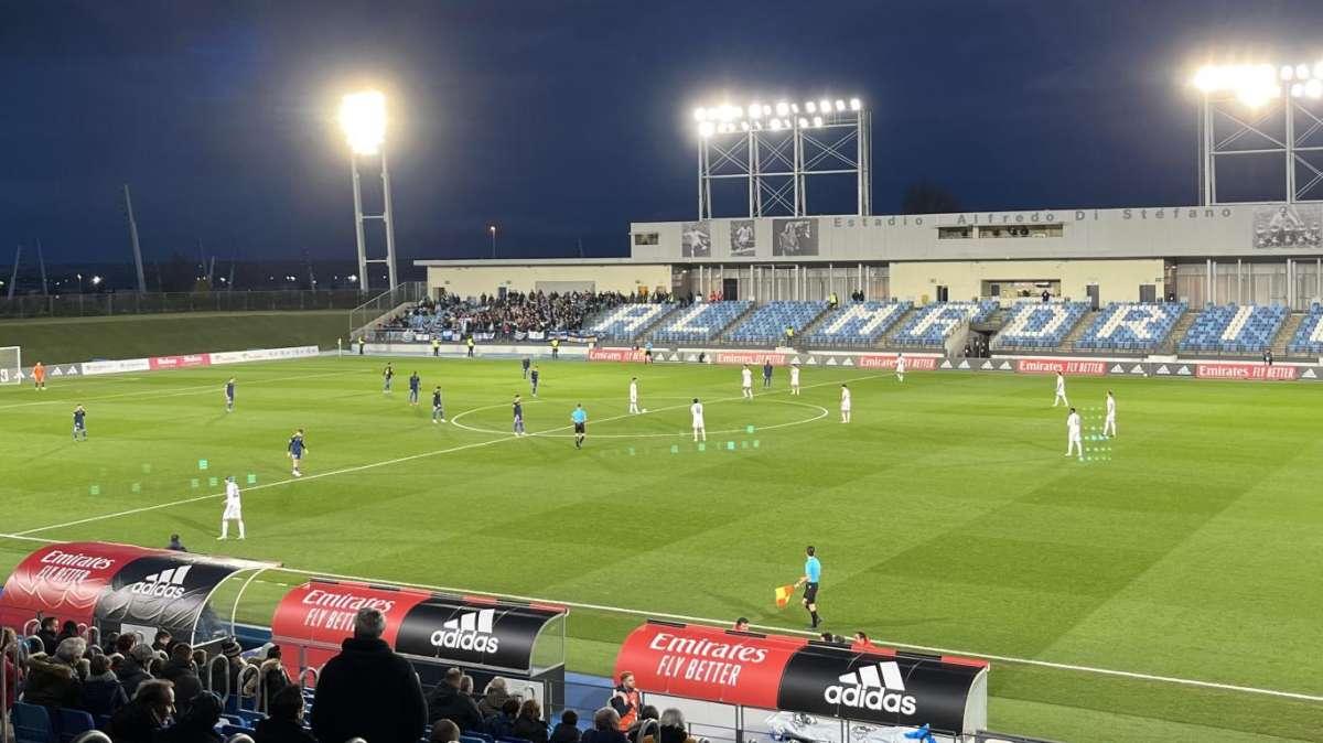 El Real Madrid Castilla pierde el liderato en Primera RFEF