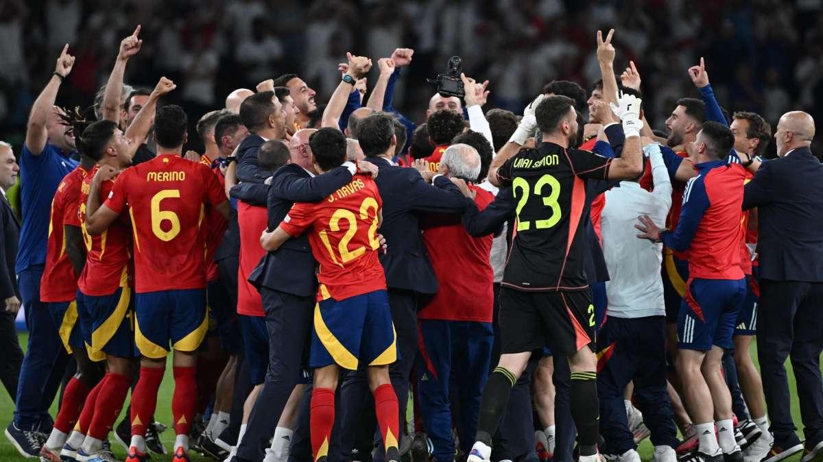 Vuelta al trabajo en Valdebebas y nuevo partido de la selección española