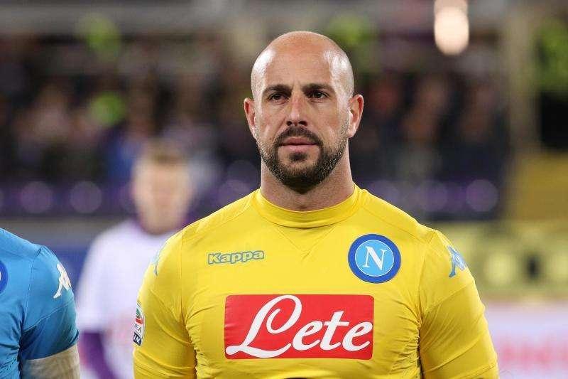 Miguel Reina: "Pepe quiere terminar su carrera en el Nápoles"