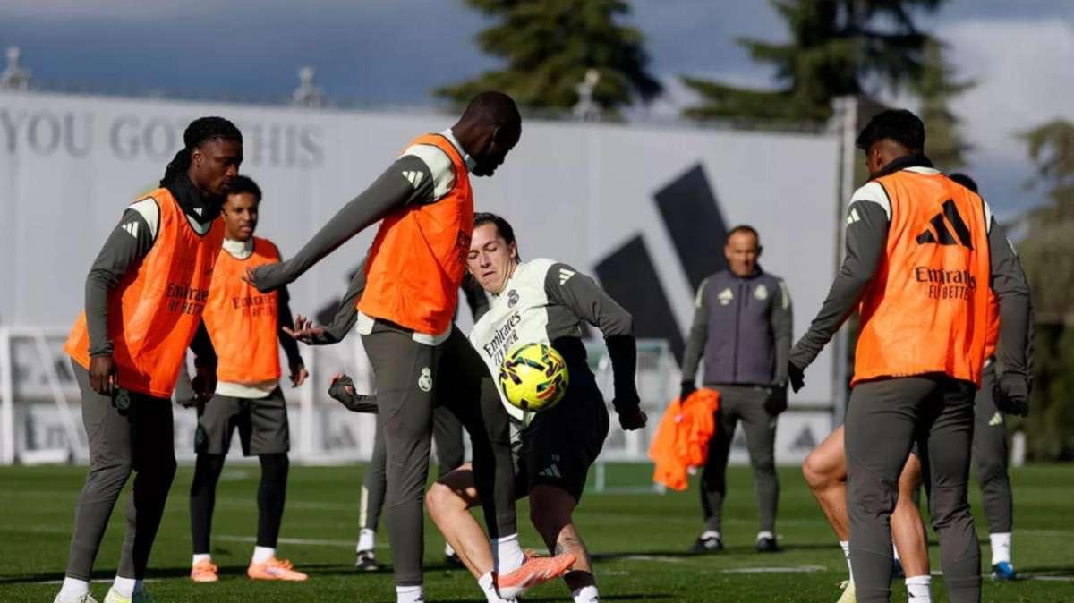 Xabi Alonso recupera a varios lesionados para el Elche - Real Madrid