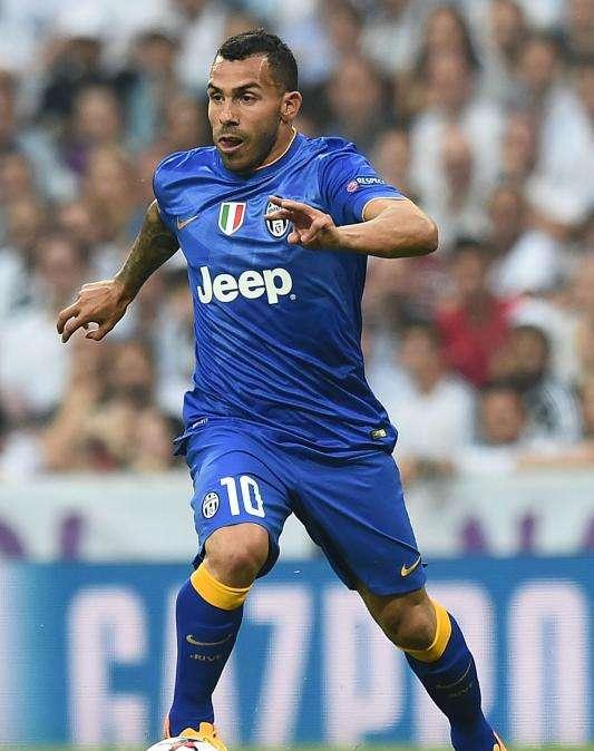 AS: La Juventus facilitaría la salida de Tévez