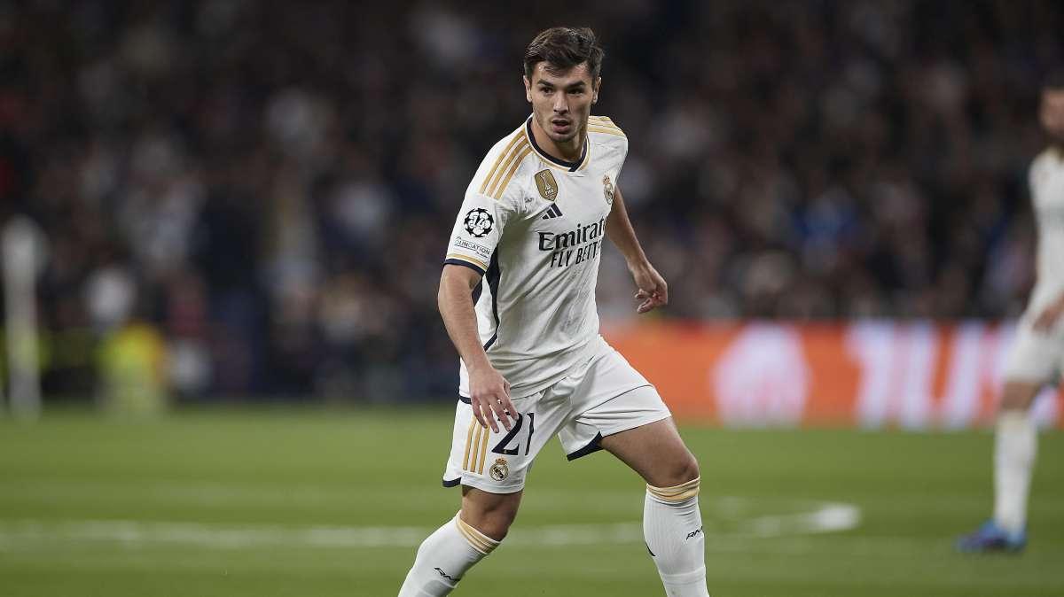 CAMBIO EN EL REAL MADRID | Se retira tocado Brahim y entra Nico Paz