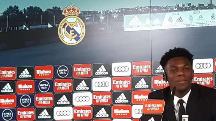 VÍDEO | Tchouaméni canta el himno del Real Madrid en perfecto español