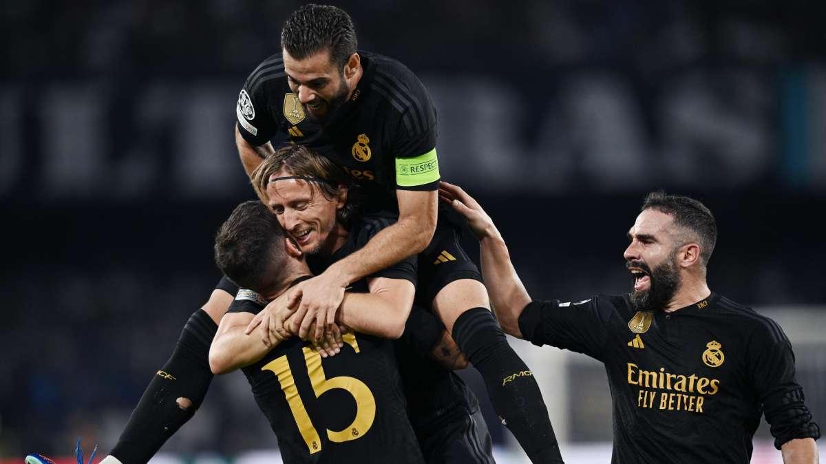 Las mejores imágenes del Napoli 2-3 Real Madrid (parte 3)