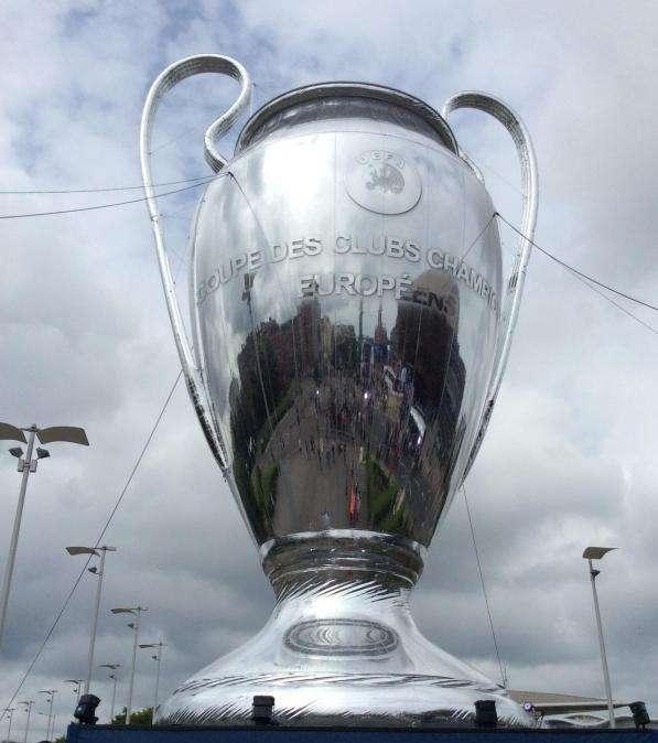 Cambios en la UEFA: la final de la Champions podría jugarse fuera de Europa dentro de poco