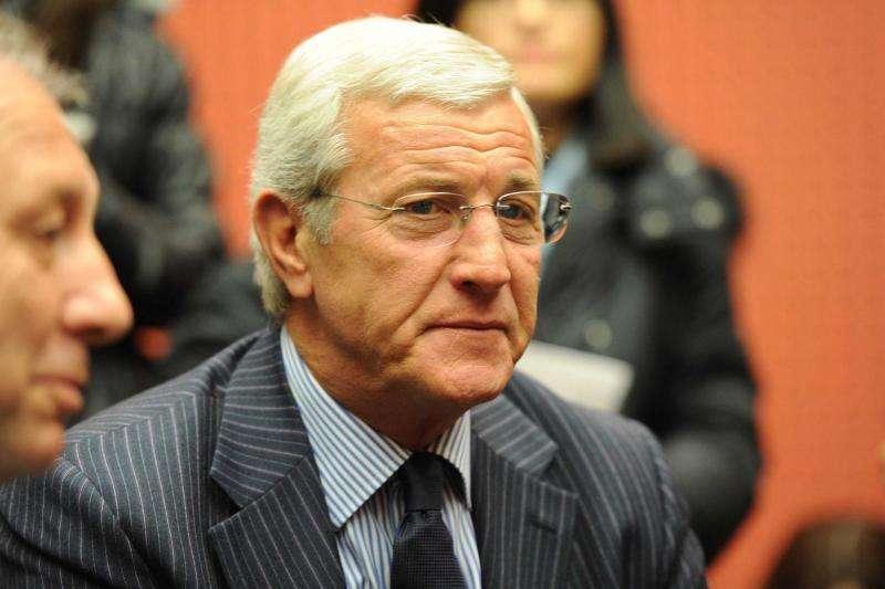 Lippi: "No me desagradaría entrenar a Italia"