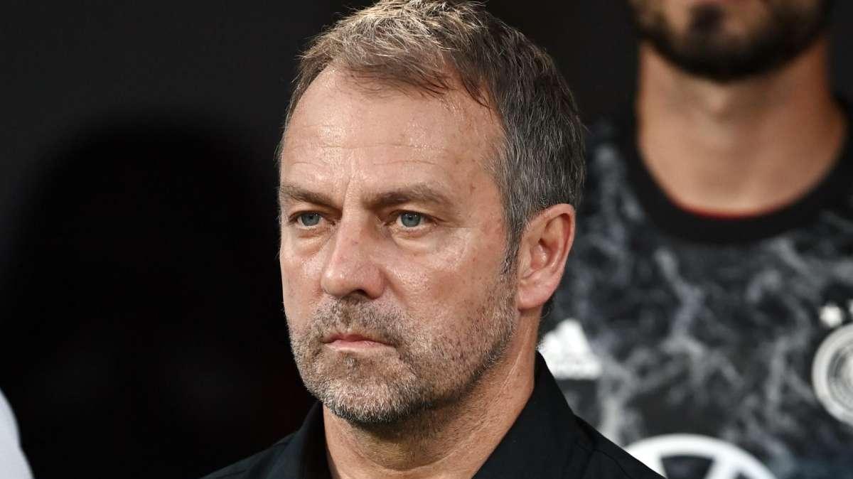 Fabrizio Romano lo confirma: el Barça le roba un central al Real Madrid