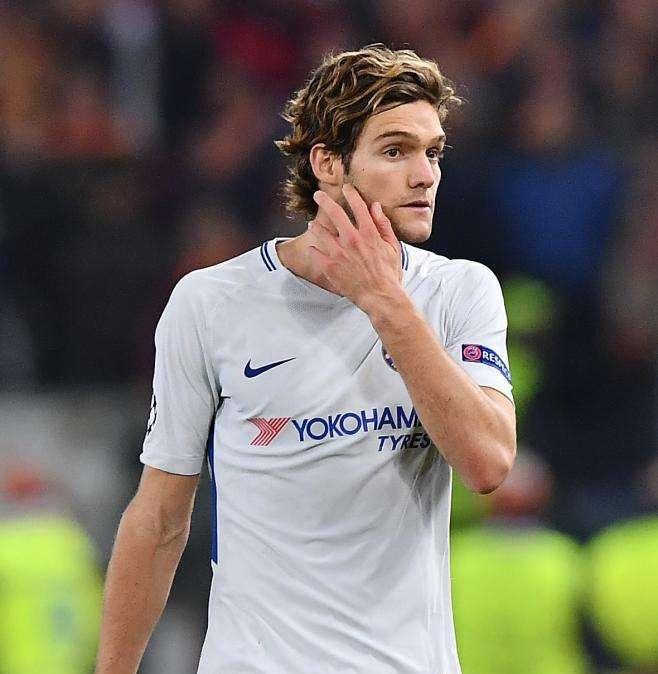 El excanterano Marcos Alonso cerca del Inter