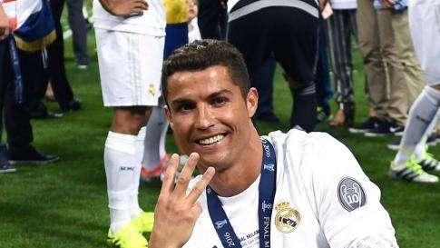 Todo el 2016 de Cristiano: FIFA TheBest, la guinda al año de oro del crack portugués, ¡20 títulos!