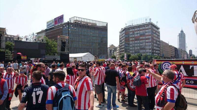 Los rojiblancos agotan las entradas para el derbi en el Bernabéu
