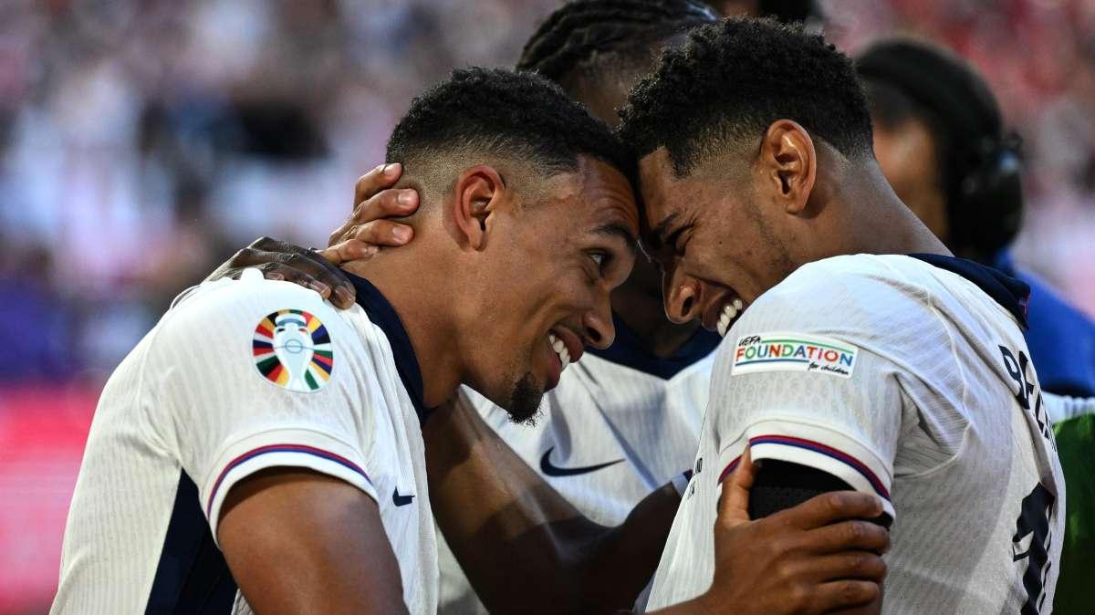 ¿Podría jugar Arnold el Mundial de Clubes si Real Madrid y Liverpool no llegan a un acuerdo?