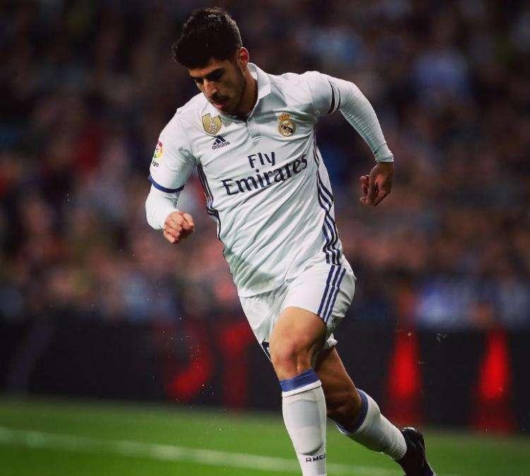 FOTO - Asensio se postula como titular esta noche ante el Celta: "Vamos a por el partido de ida"