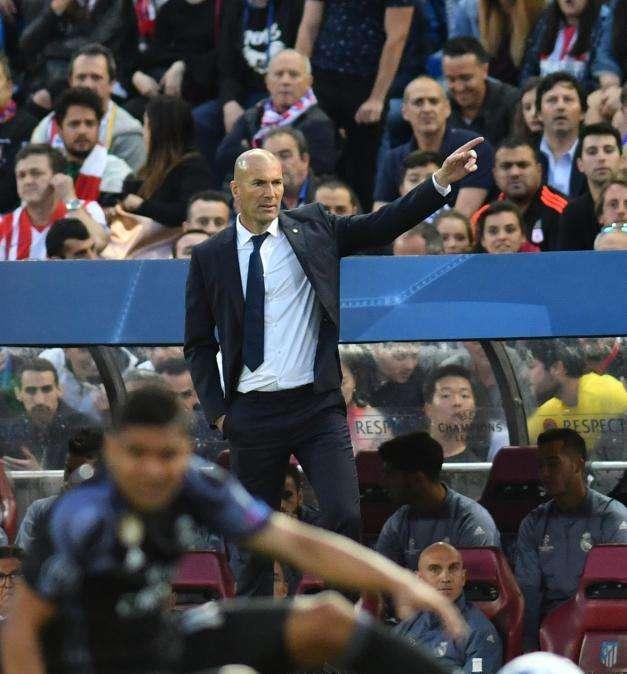 Zidane preparado para lo peor contra el Barcelona: alerta roja en el Madrid