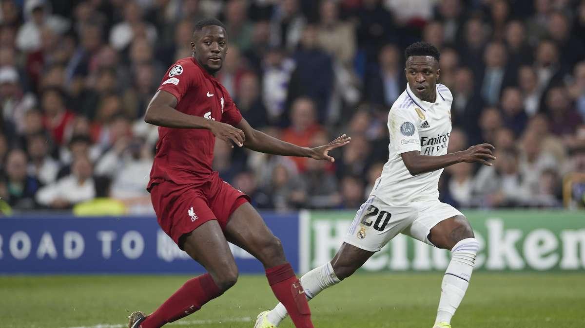 Batalla entre Real Madrid y Liverpool por un central muy cotizado