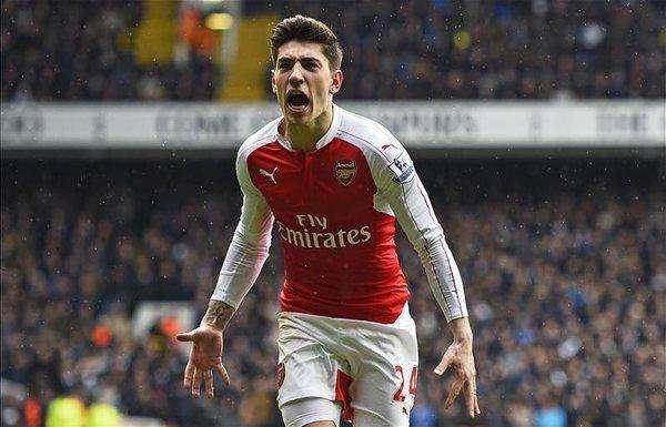 Bellerín: "Quiero quedarme en el Arsenal por la confianza que Wenger me ha dado"
