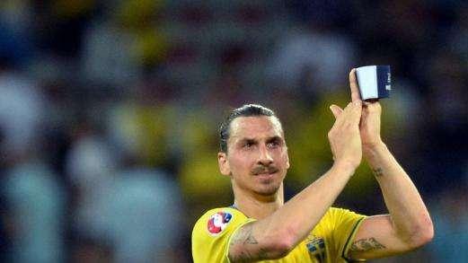 Ibrahimovic: "Vuelvo a Italia, a un equipo que tiene que renovar su historia"