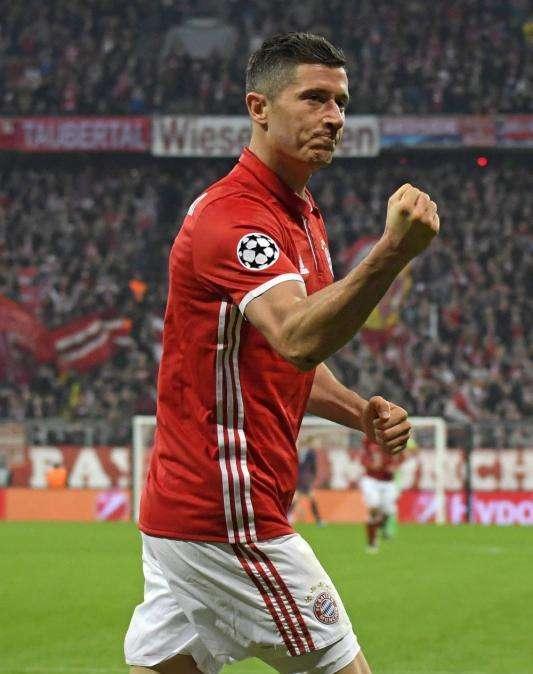 AS, Maldini: "Lewandowski es un nueve casi perfecto, su regreso da esperanzas al Bayern"