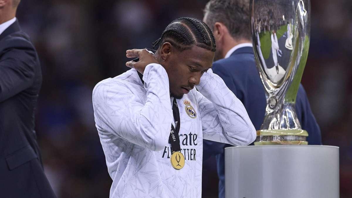 El futuro de Alaba, encima de la mesa: el Real Madrid ya ha decidido