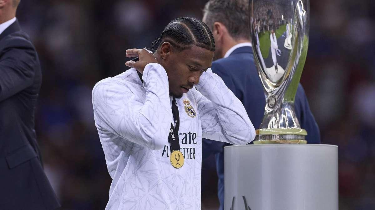 "Me dicen en el Real Madrid que lo de Alaba es un drama"