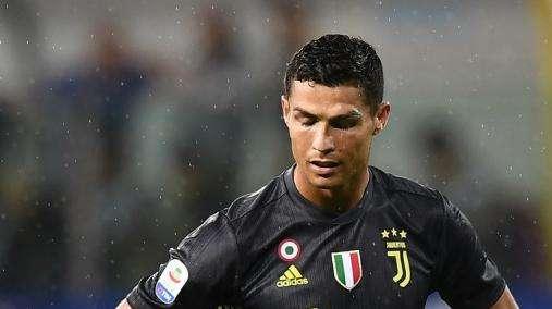 Triste regreso a España para Cristiano: fue expulsado por agresión y se fue llorando