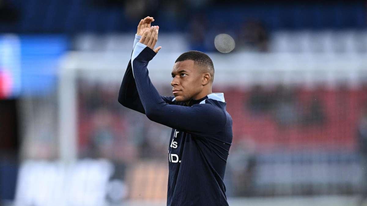 Francia presiona como nunca antes a Kylian Mbappé: el PSG, a escena