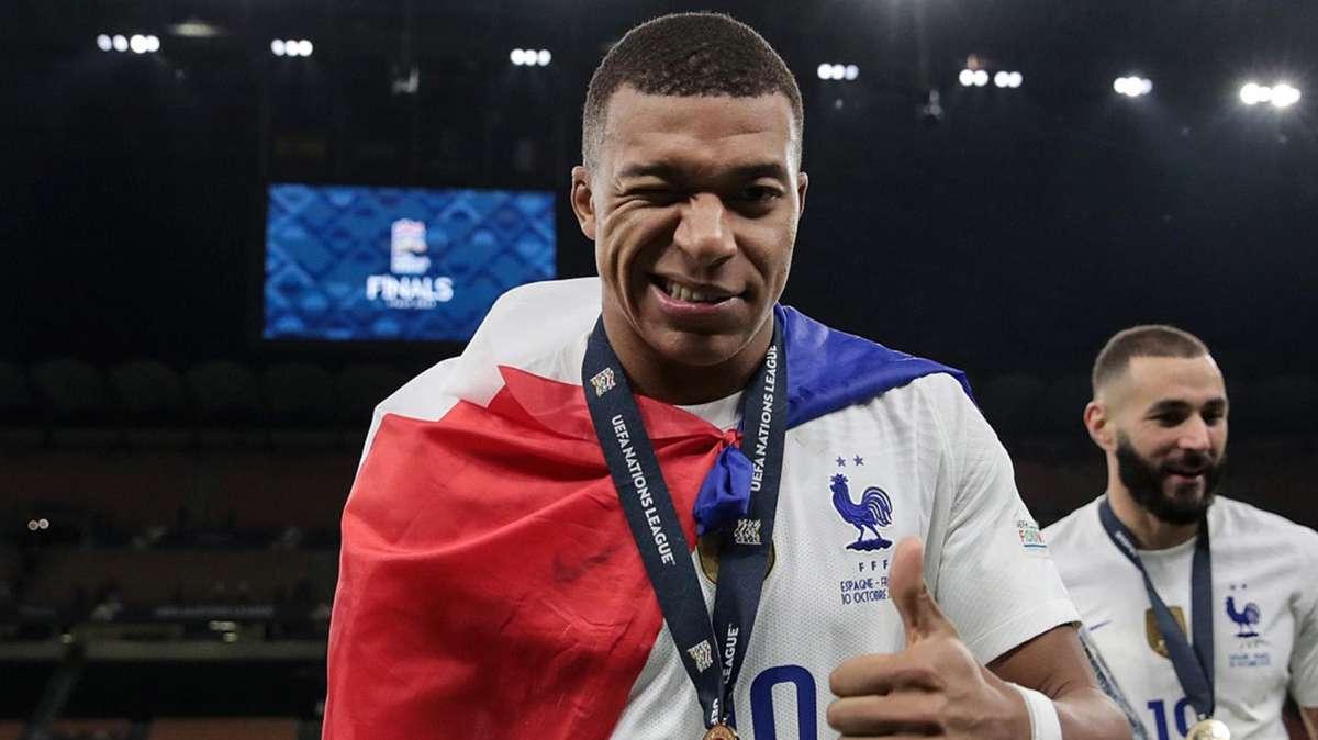Macron confirma que le pidió a Mbappé que no fichase por el Real Madrid
