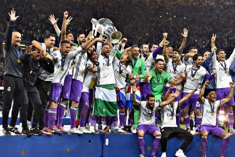 EXCLUSIVA BD - Izuzquiza: "Zidane es el mejor para el presente y para el futuro del Madrid. La clave del doblete..."