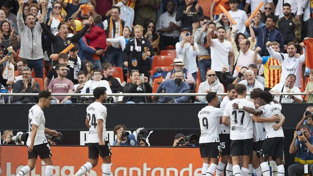 Bombazo: un futbolista del Valencia, en el radar del Real Madrid