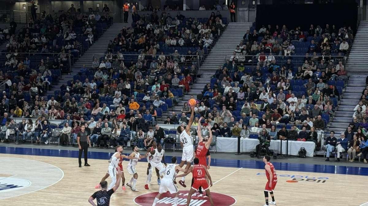 Baxi Manresa 65-67 Real Madrid: Llull salva a los blancos